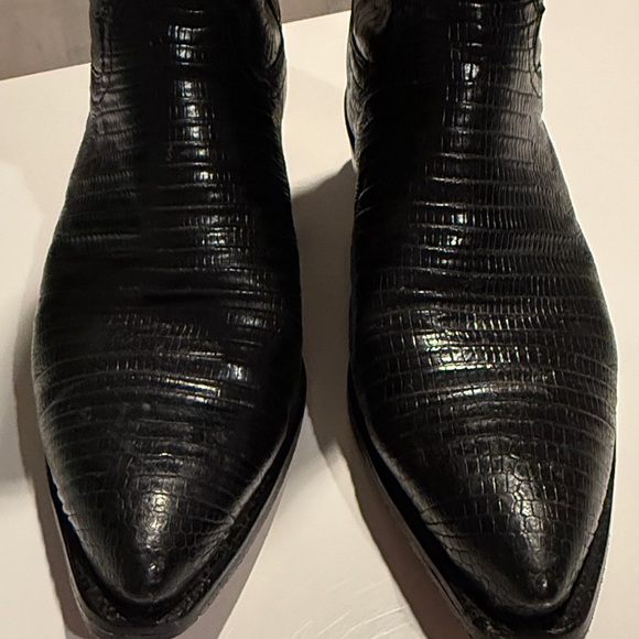 Justin- vintage black Cowboy Boots - Picture 8 of 10